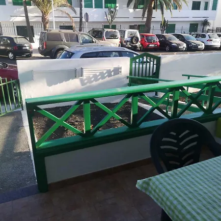 Chalana Puerto Del Carmen פוארטו דל כרמן
